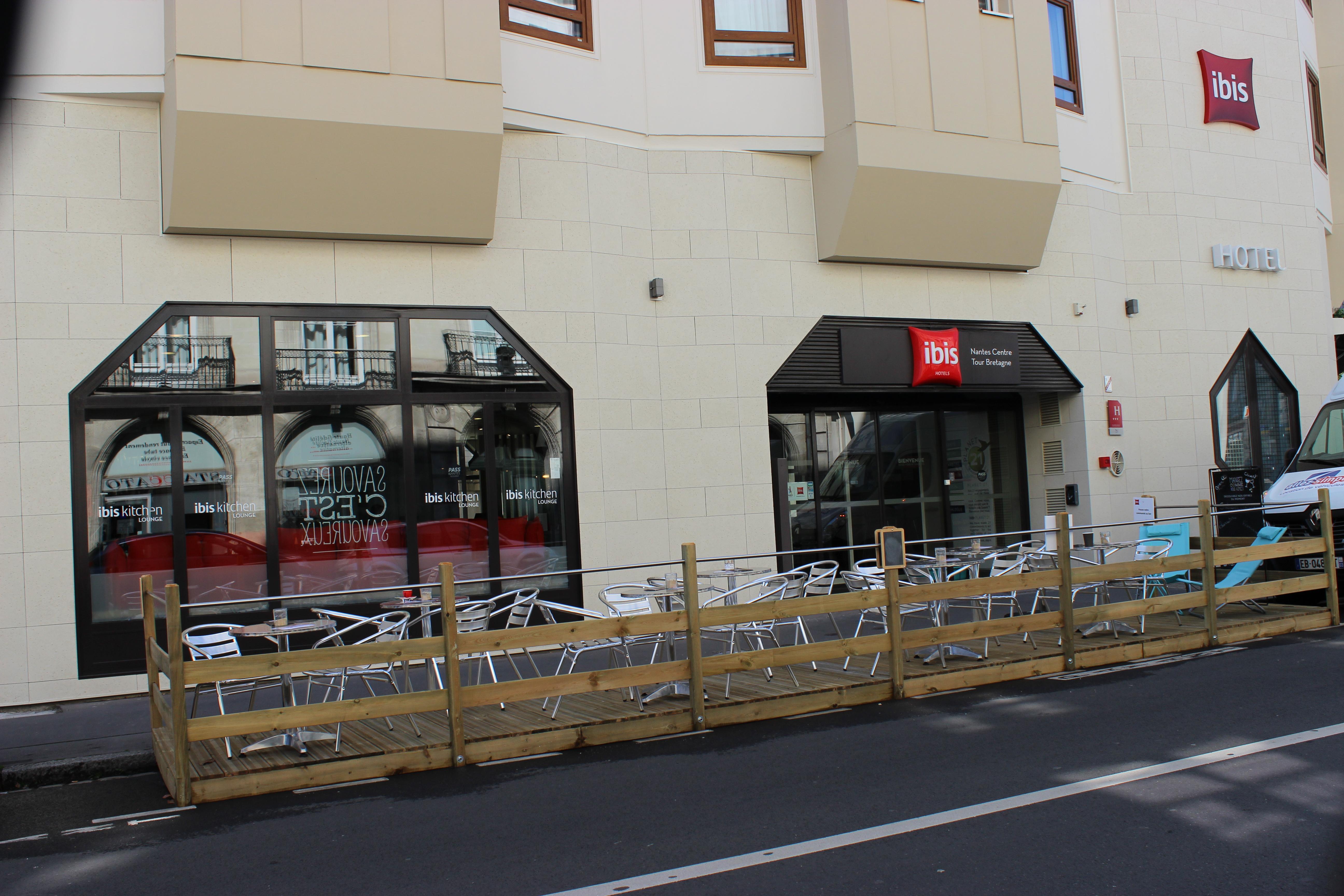 Hotel Ibis Nantes Centre Tour Bretagne Exterior foto